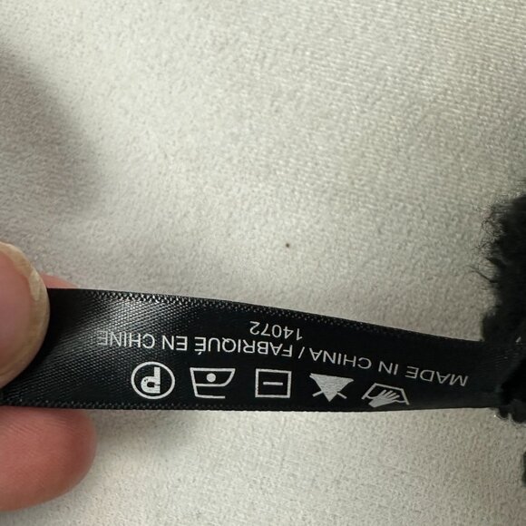 Charlie Paige Buffalo Plaid Red & Black Shawl Wrap - Picture 4 of 4